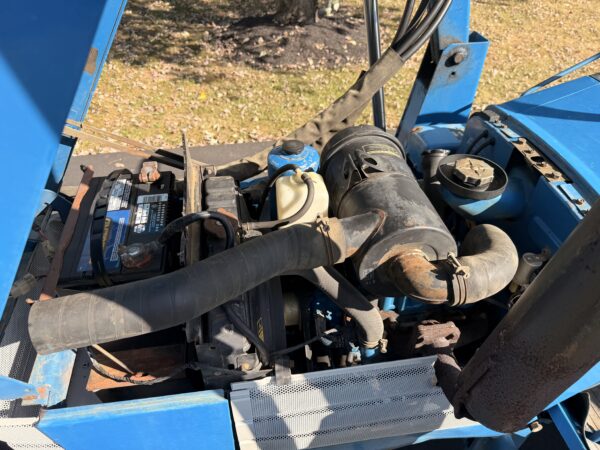 1989 Ford 1720 Tractor Loader - Image 24