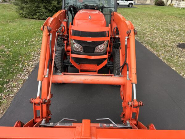 2011 Kubota Grand L3240 Tractor Loader Backhoe - Image 7