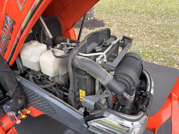 2011 Kubota Grand L3240 Tractor Loader Backhoe - Image 19