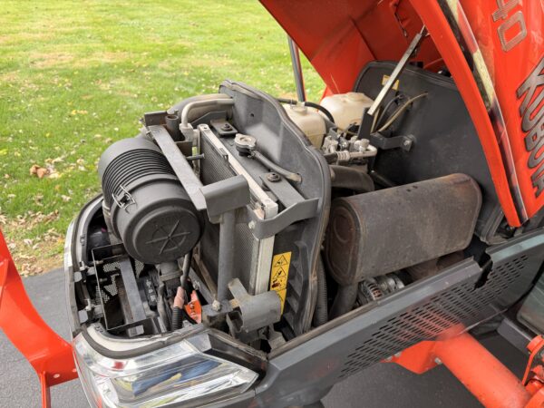 2011 Kubota Grand L3240 Tractor Loader Backhoe - Image 20