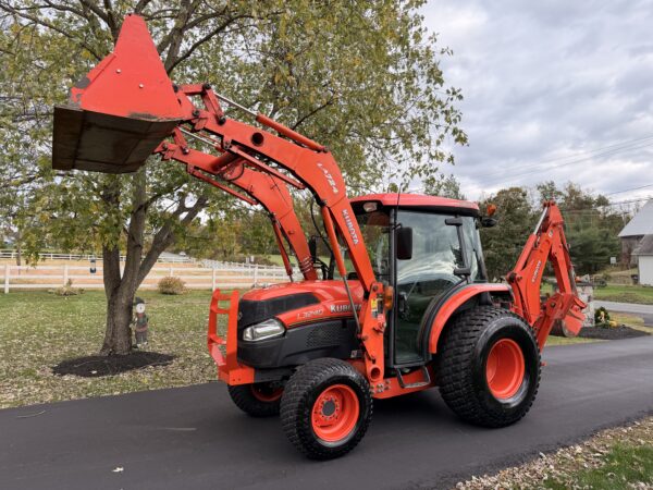 2011 Kubota Grand L3240 Tractor Loader Backhoe - Image 34