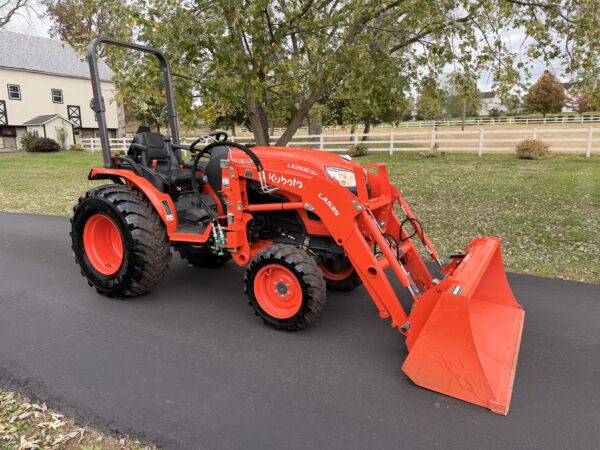 2021 Kubota LX2610 Tractor Loader - Image 3