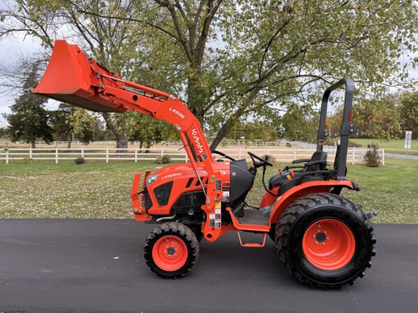 2021 Kubota LX2610 Tractor Loader - Image 23