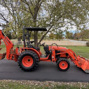 2012 Kubota B3300 Tractor Loader Backhoe