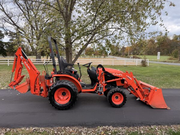 2021 Kubota B2601 Tractor Loader Backhoe