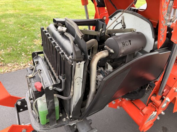 2021 Kubota B2601 Tractor Loader Backhoe - Image 19