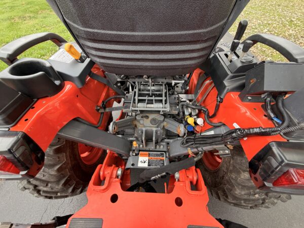2021 Kubota B2601 Tractor Loader Backhoe - Image 27