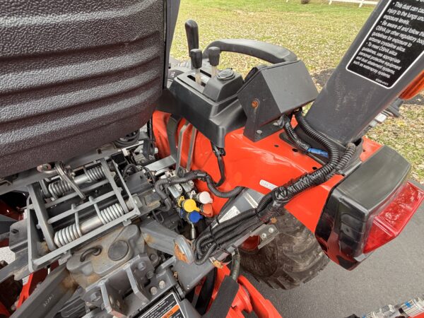 2021 Kubota B2601 Tractor Loader Backhoe - Image 28