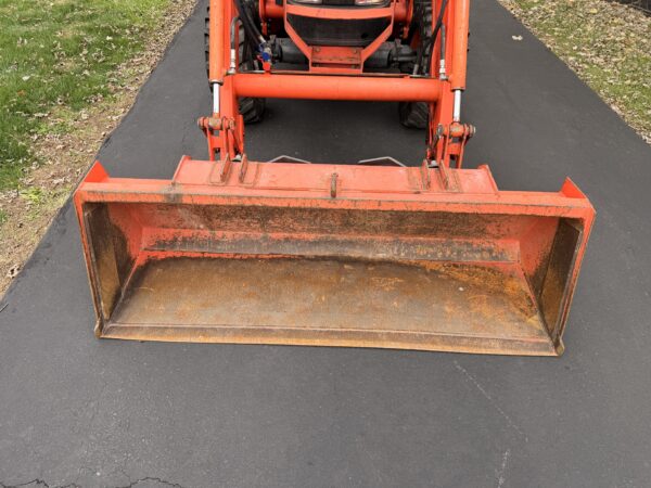 2007 Kubota Grand L3240 Tractor Loader Backhoe - Image 6