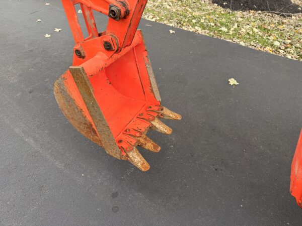 2007 Kubota Grand L3240 Tractor Loader Backhoe - Image 19