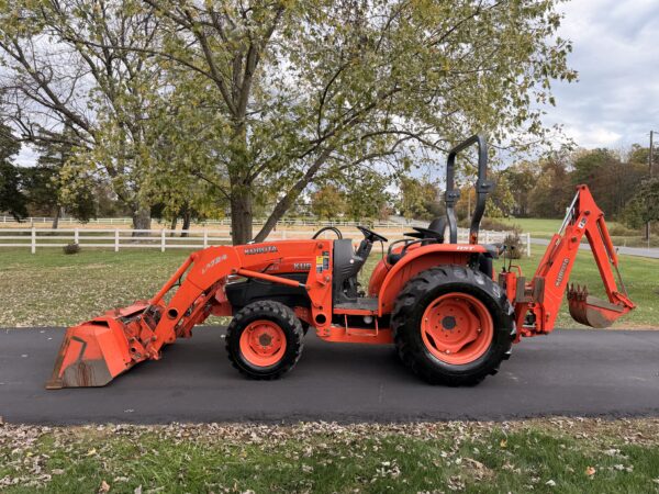 2007 Kubota Grand L3240 Tractor Loader Backhoe - Image 21