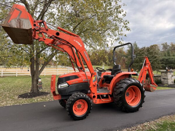 2007 Kubota Grand L3240 Tractor Loader Backhoe - Image 30