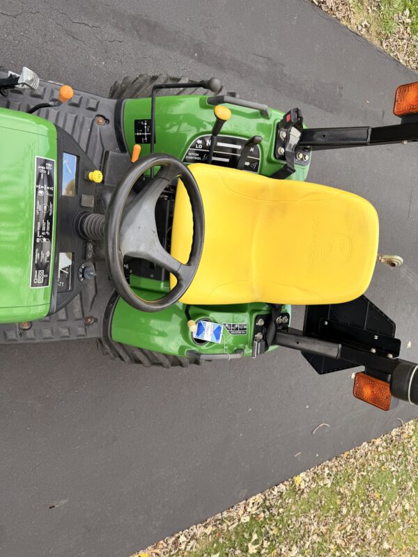 2009 John Deere 2305 Tractor Loader - Image 16