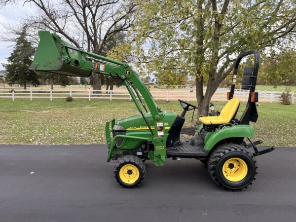 2009 John Deere 2305 Tractor Loader - Image 23