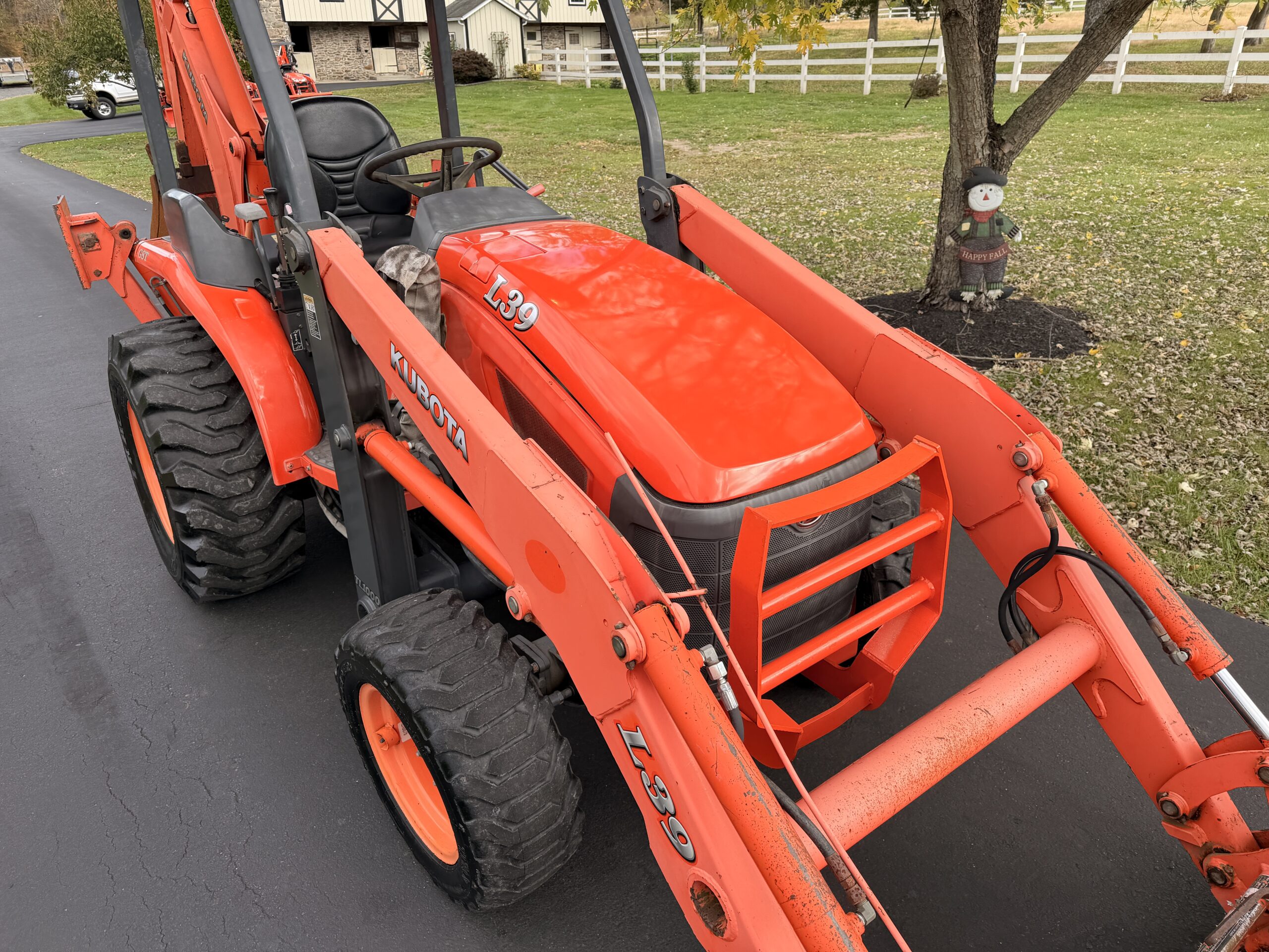 2008 Kubota L39 Tractor Loader Backhoe - Image 8