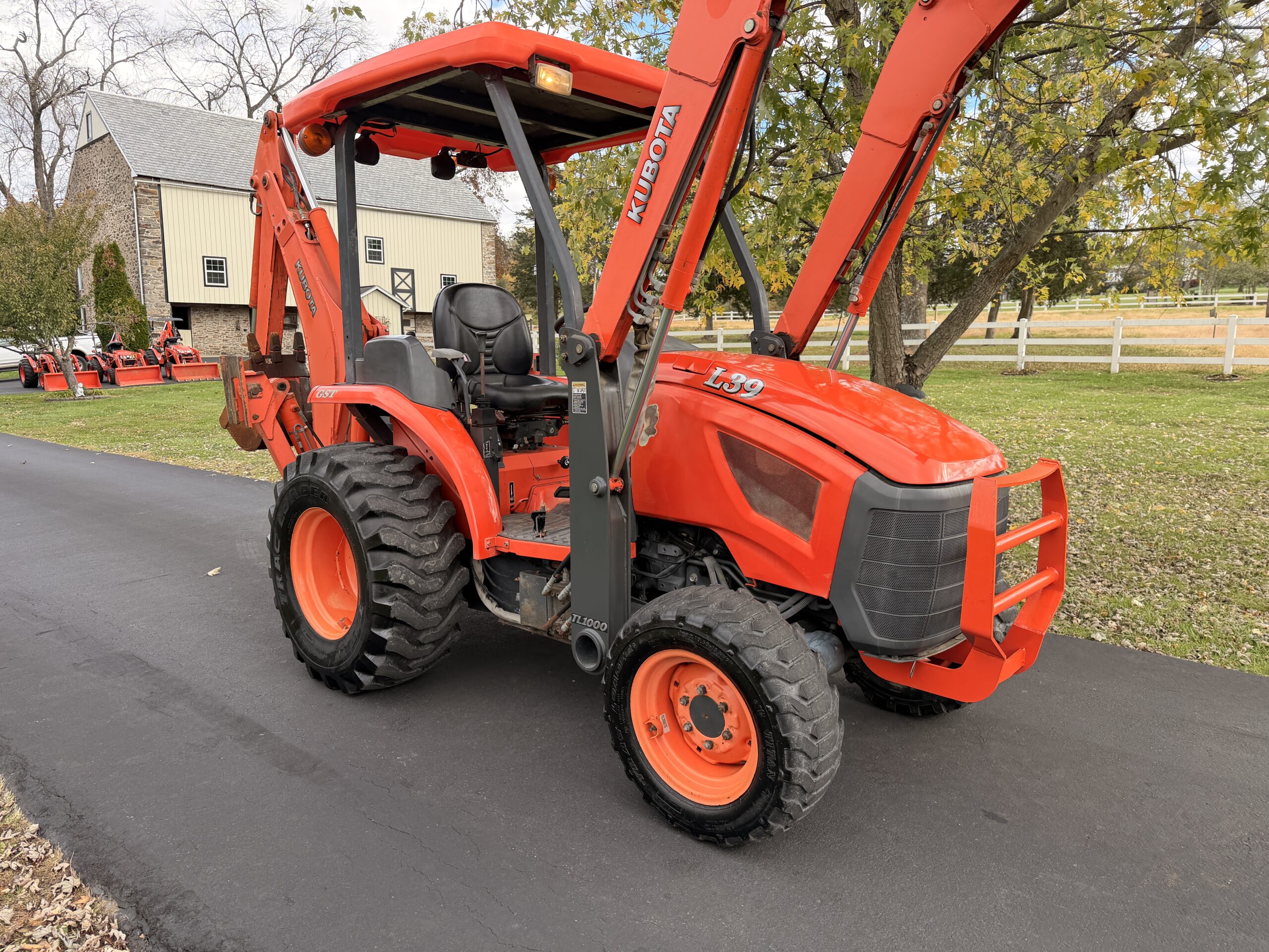 2008 Kubota L39 Tractor Loader Backhoe - Image 14