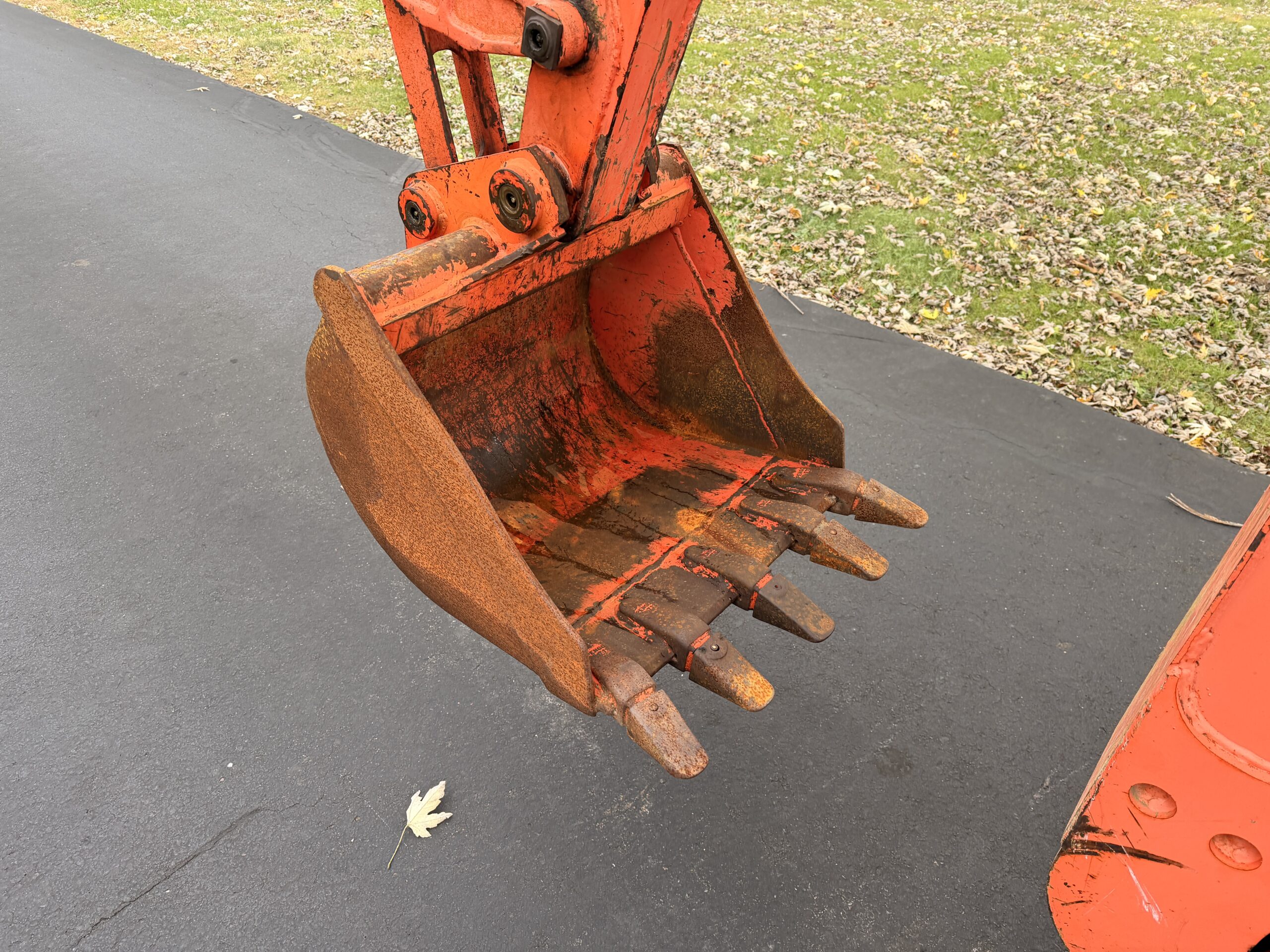 2008 Kubota L39 Tractor Loader Backhoe - Image 18