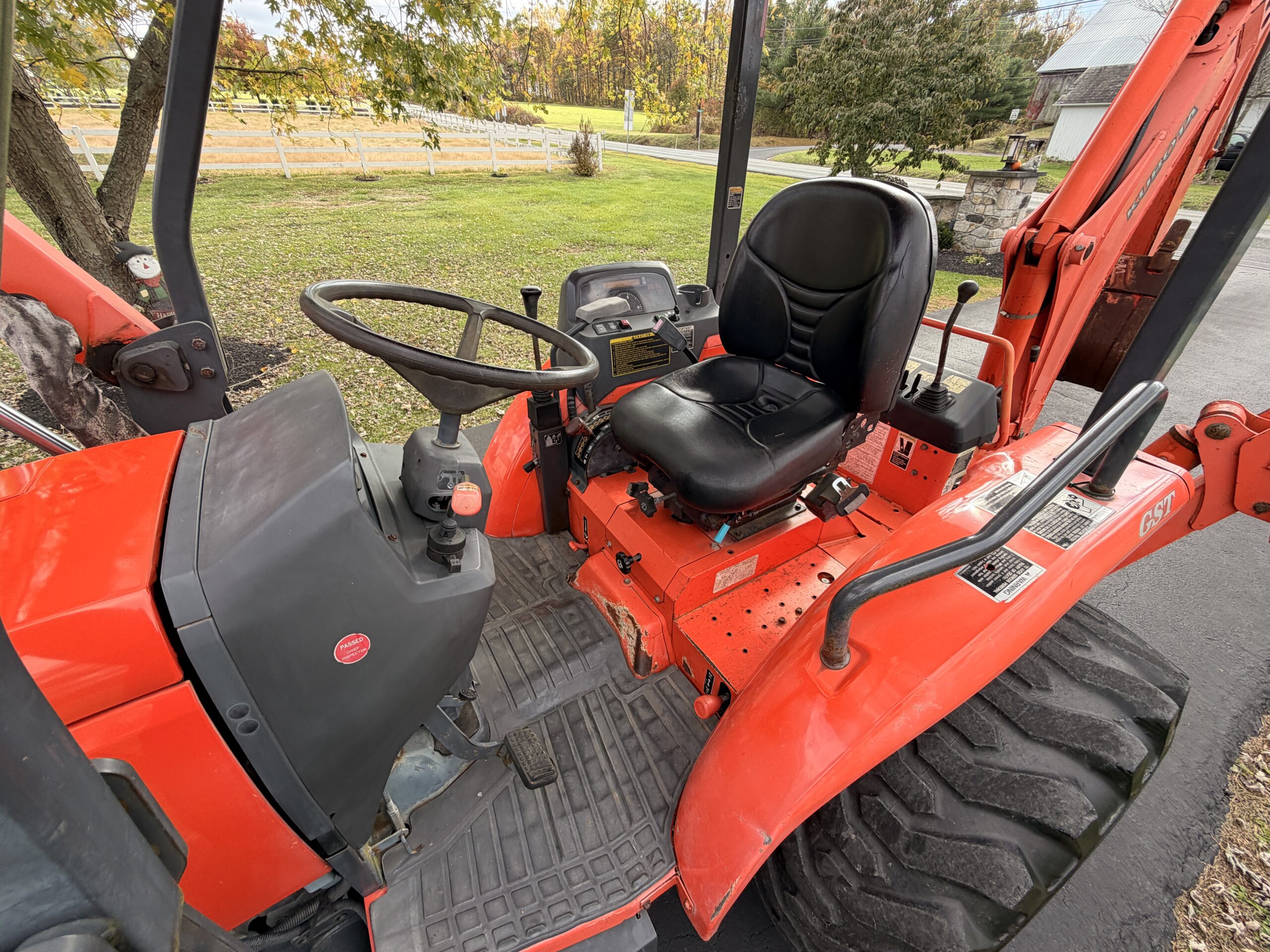 2008 Kubota L39 Tractor Loader Backhoe - Image 29