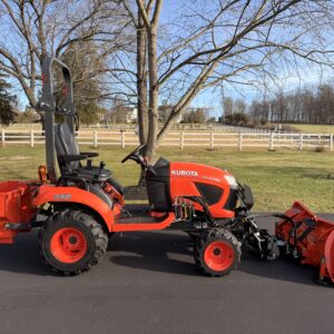 2020 Kubota BX2380 Tractor Snowplow