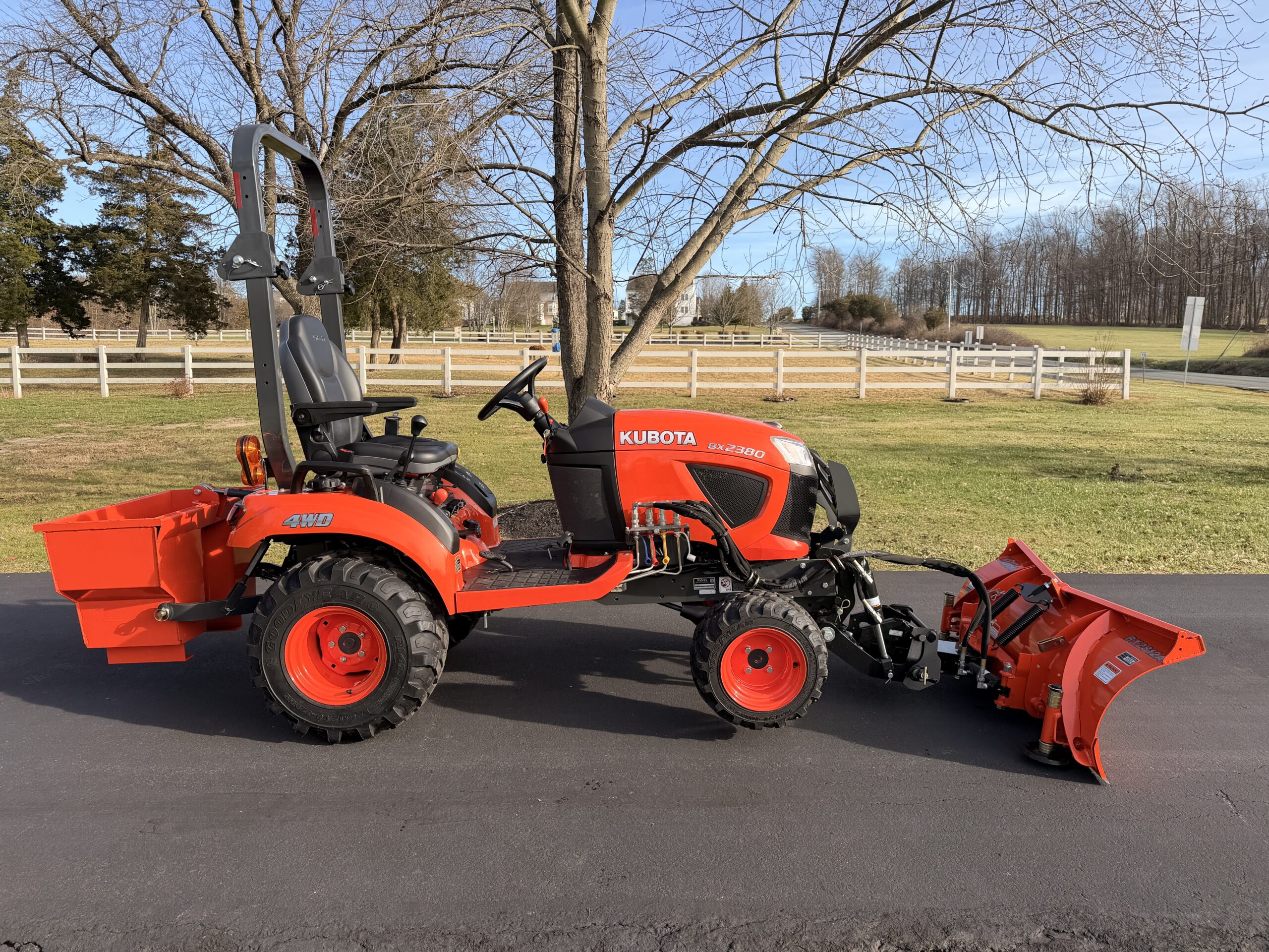 2020 Kubota BX2380 Tractor Snowplow - Image 10