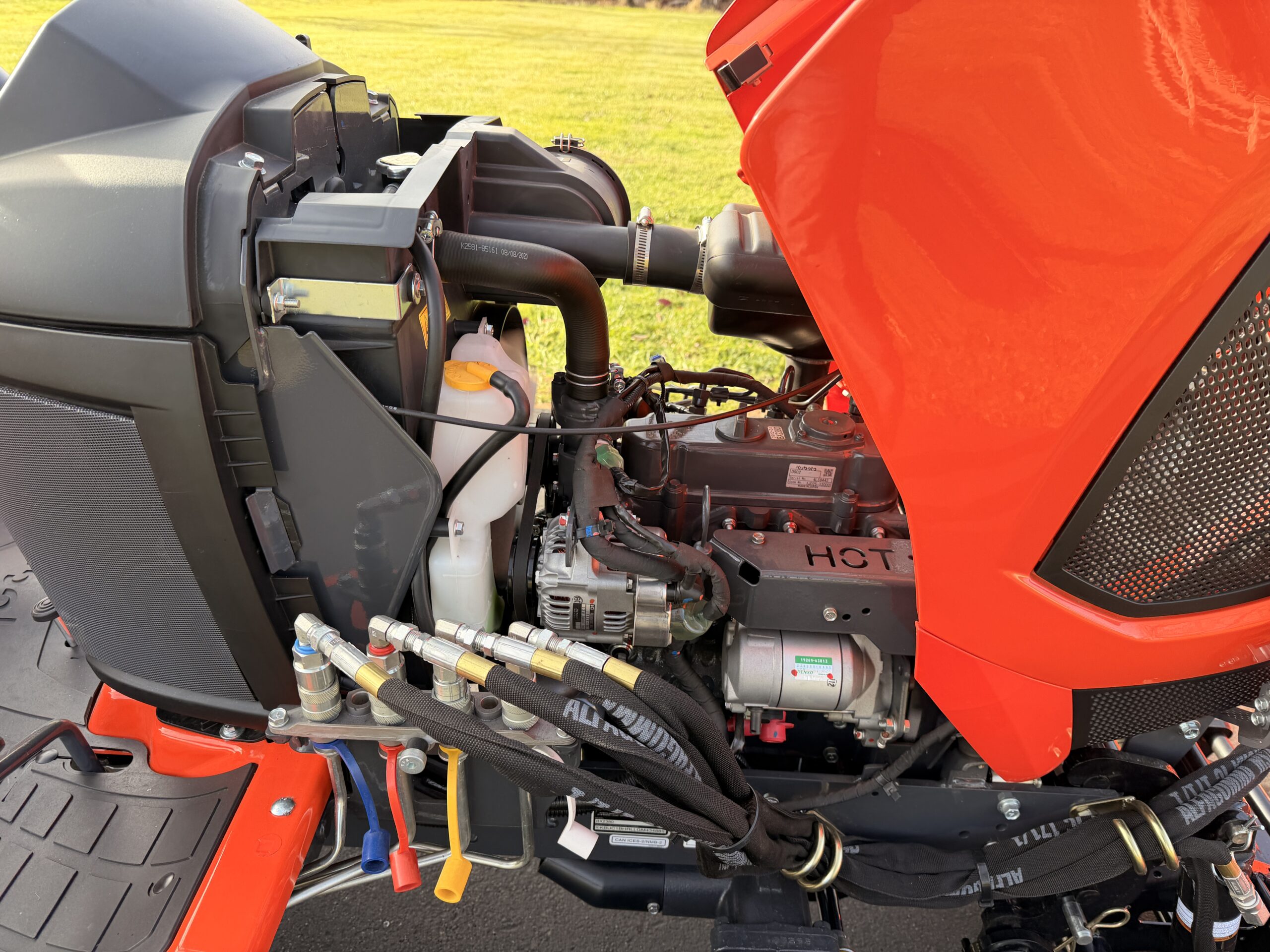 2020 Kubota BX2380 Tractor Snowplow - Image 17