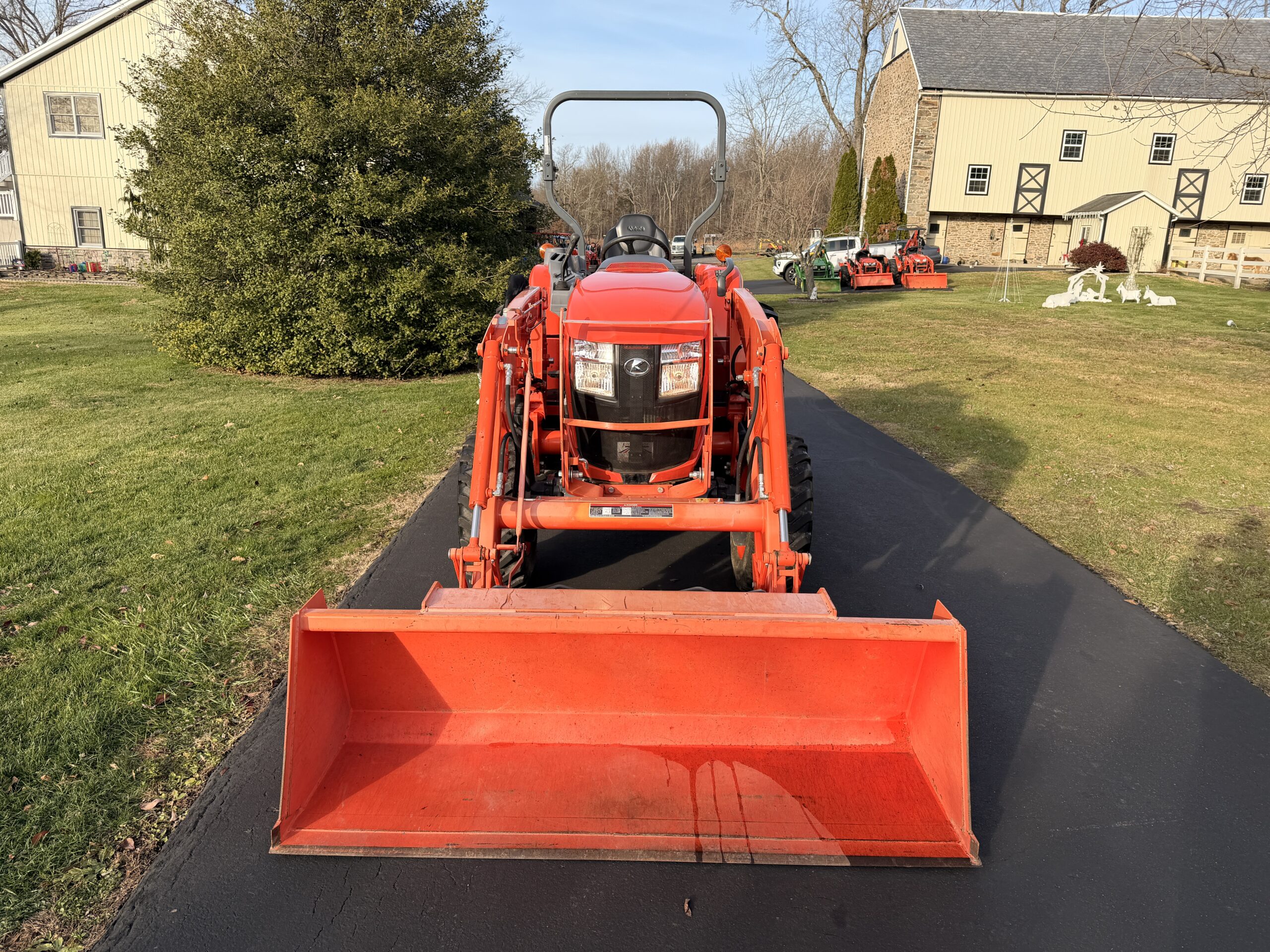 2021 Kubota Grand L4060 Limited Edition Tractor Loader - Image 5