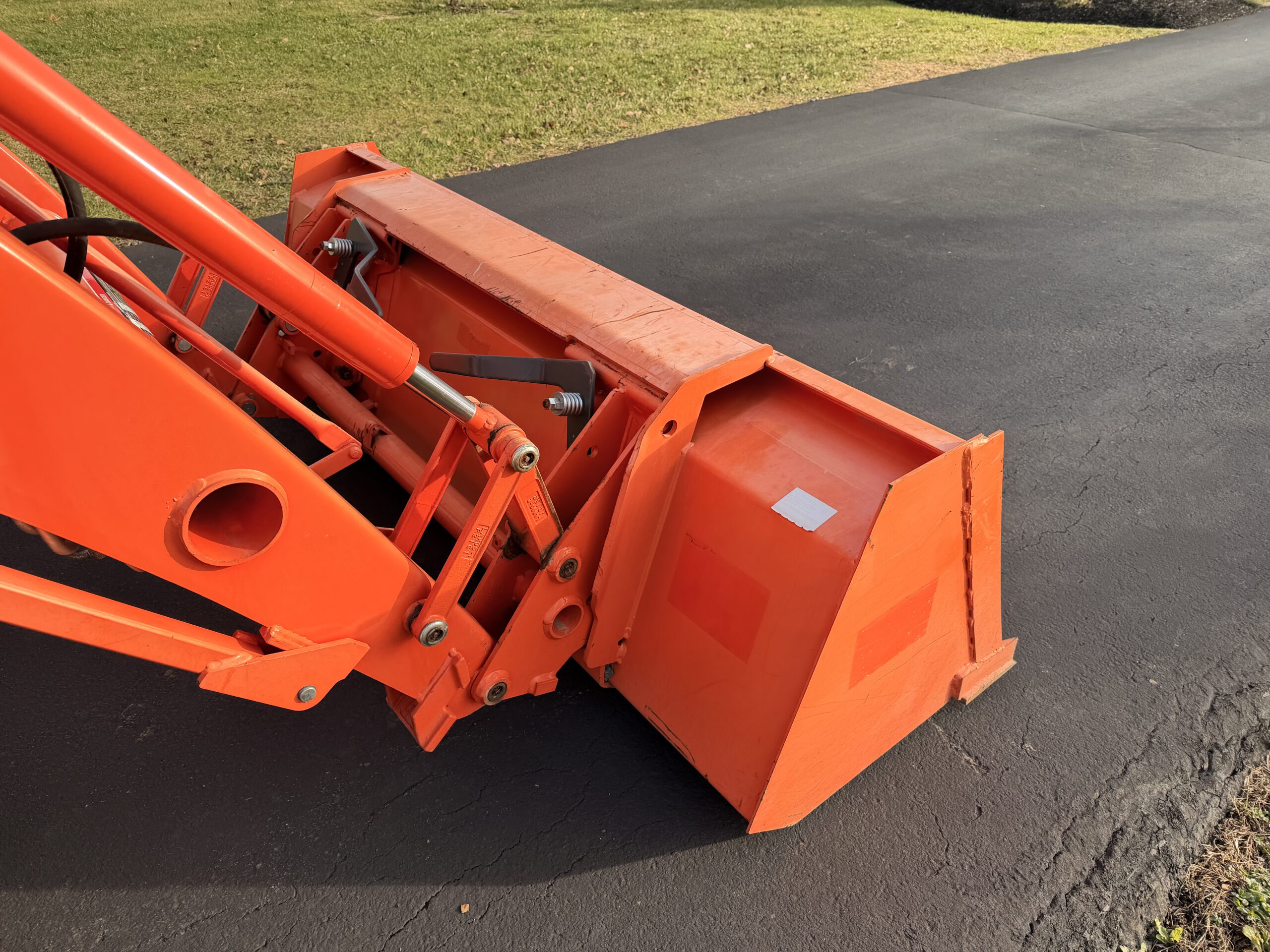 2021 Kubota Grand L4060 Limited Edition Tractor Loader - Image 9