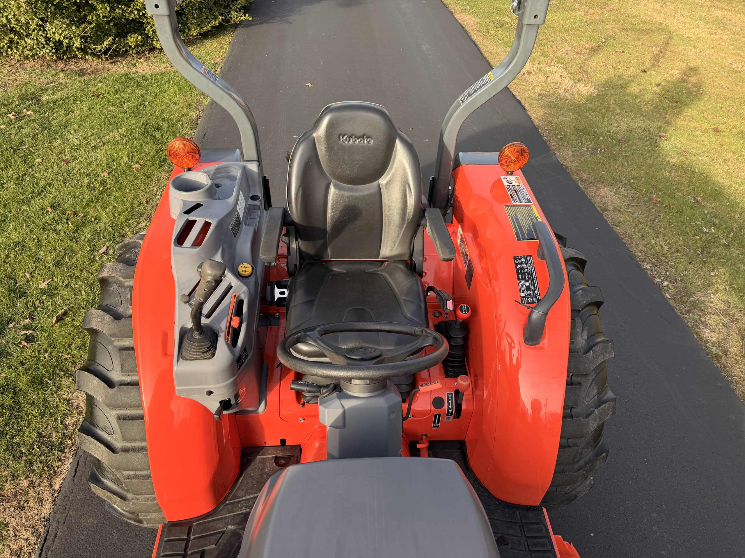 2021 Kubota Grand L4060 Limited Edition Tractor Loader - Image 15