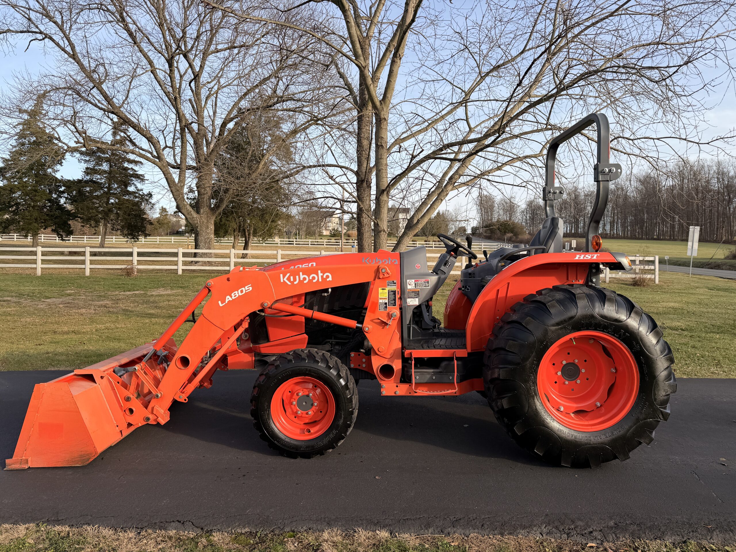 2021 Kubota Grand L4060 Limited Edition Tractor Loader - Image 17