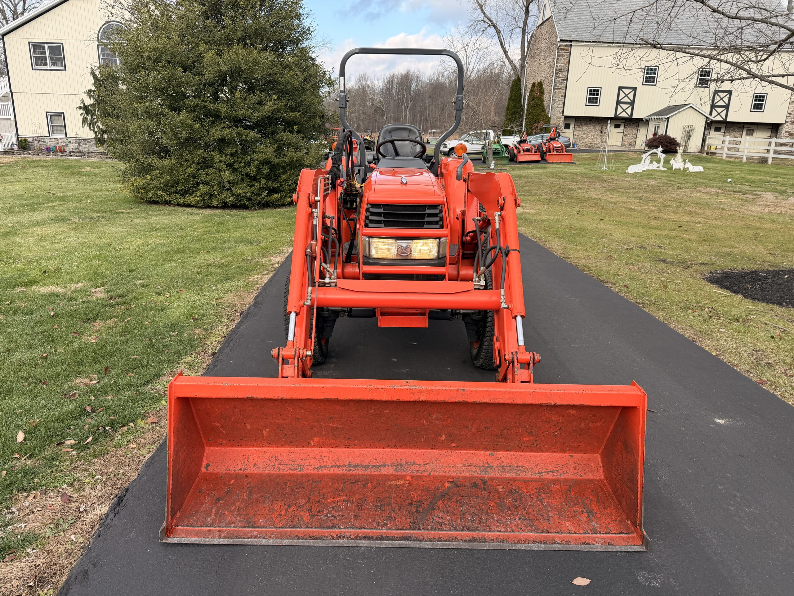 2004 Kubota Grand L3430 Tractor Loader - Image 5