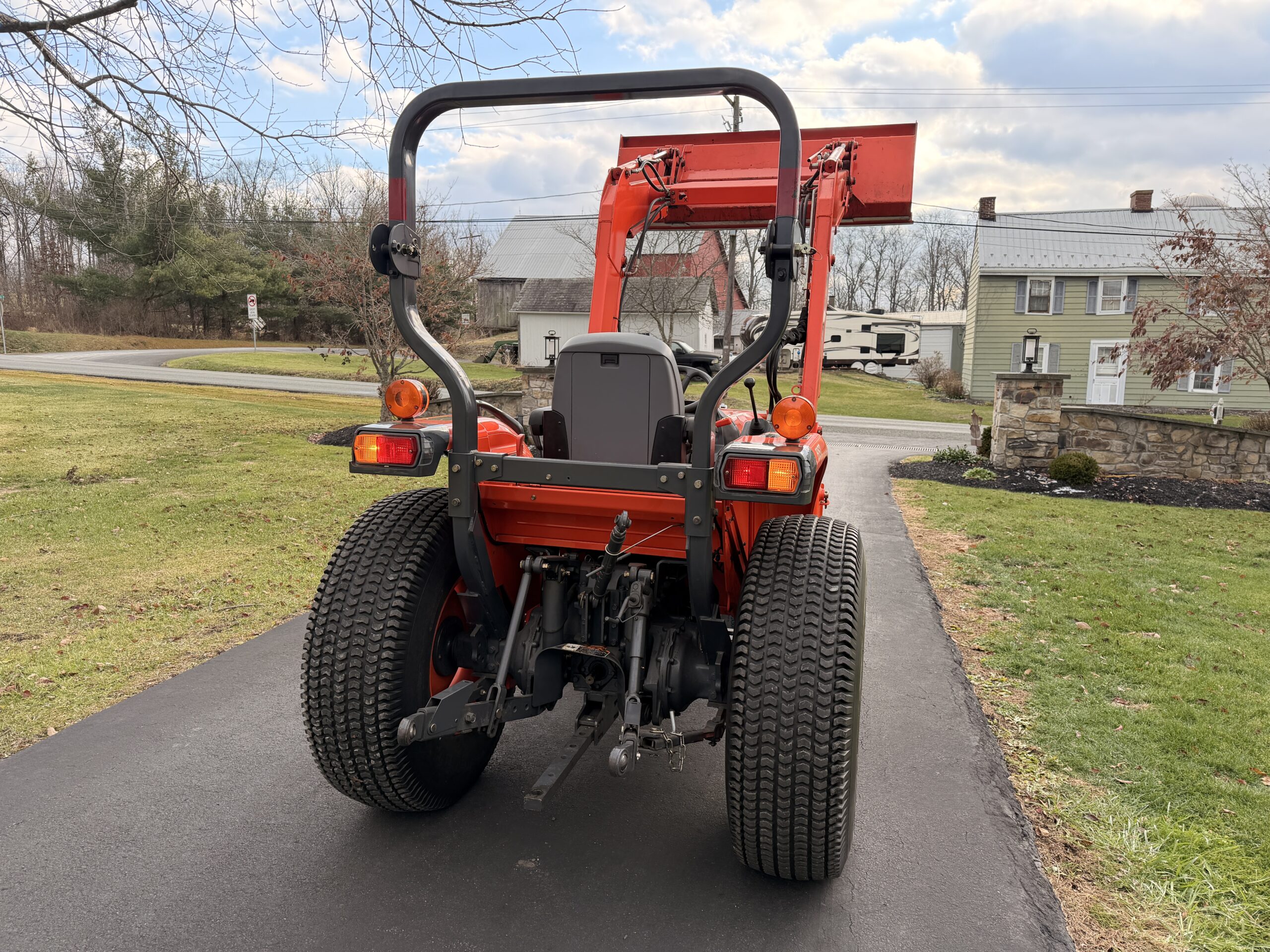 2004 Kubota Grand L3430 Tractor Loader - Image 14