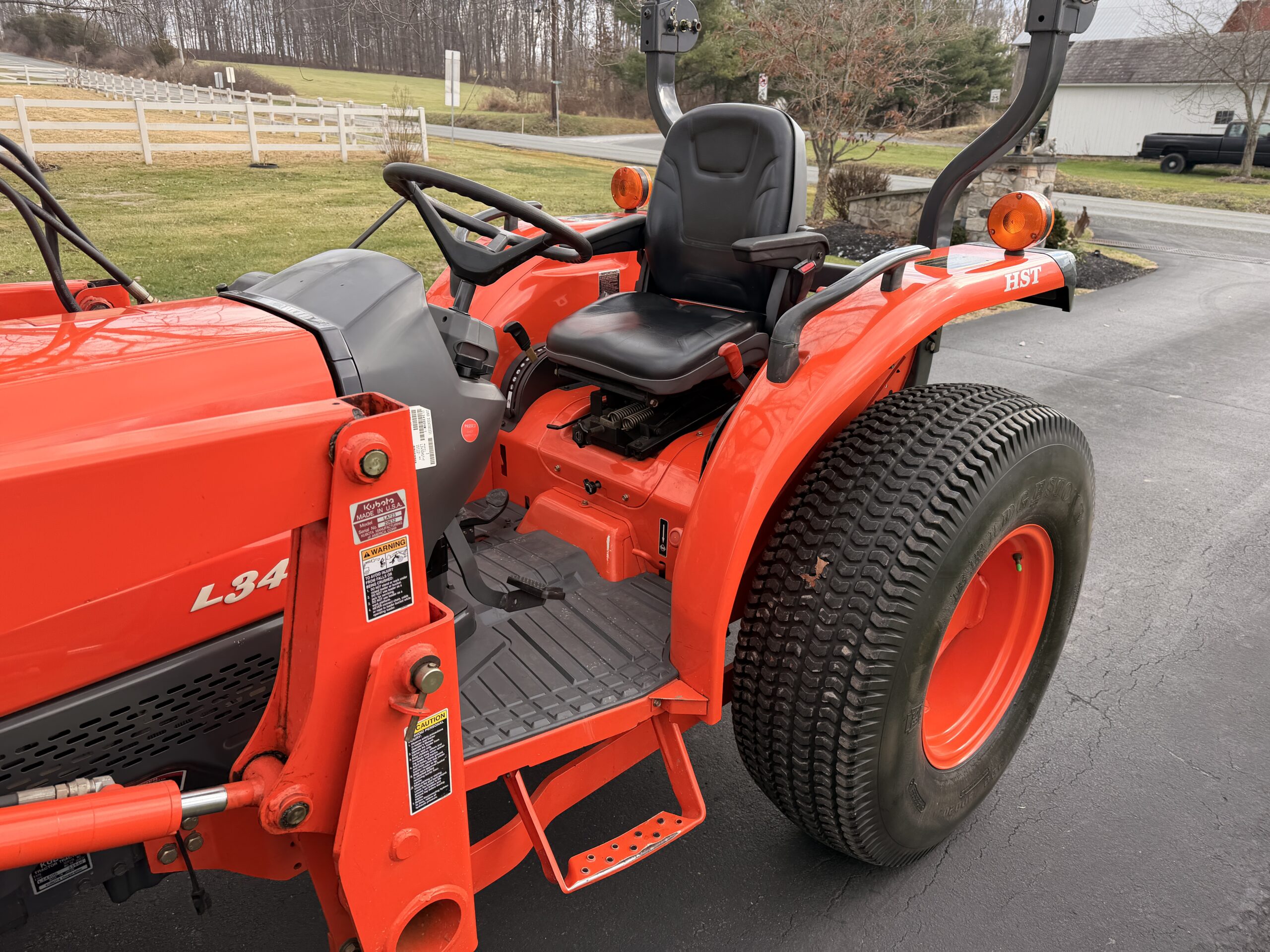 2004 Kubota Grand L3430 Tractor Loader - Image 20