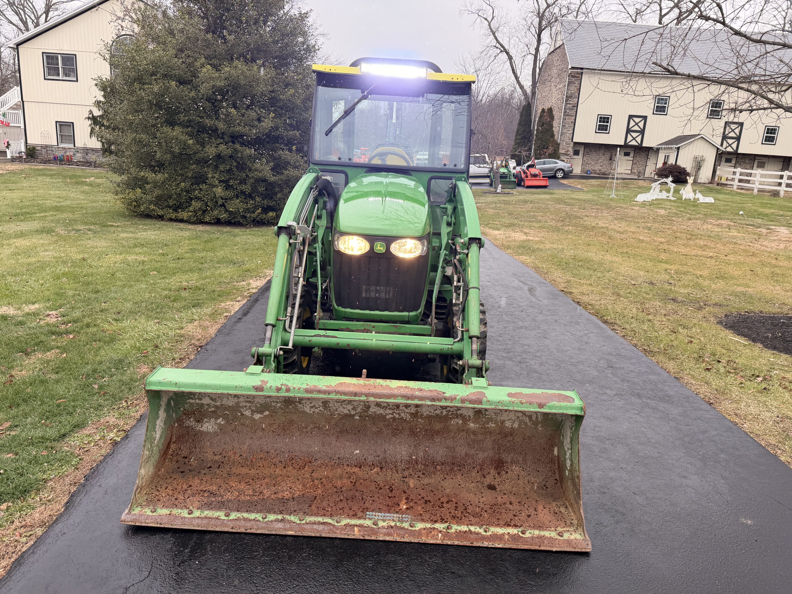 2005 John Deere 3120 Tractor Loader Backhoe - Image 6
