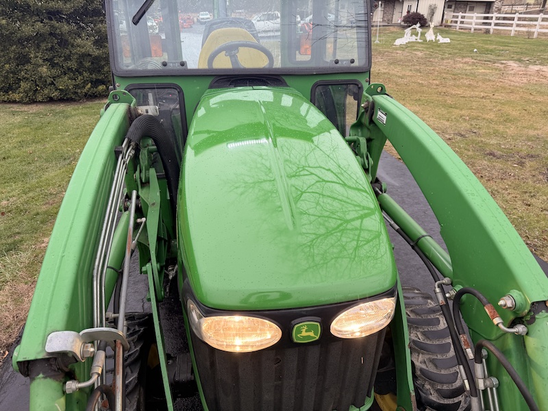 2005 John Deere 3120 Tractor Loader Backhoe - Image 8
