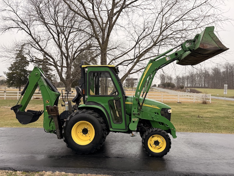 2005 John Deere 3120 Tractor Loader Backhoe - Image 11