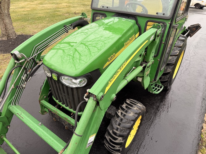 2005 John Deere 3120 Tractor Loader Backhoe - Image 9