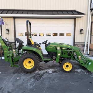2021 John Deere 2032R Tractor Loader Backhoe