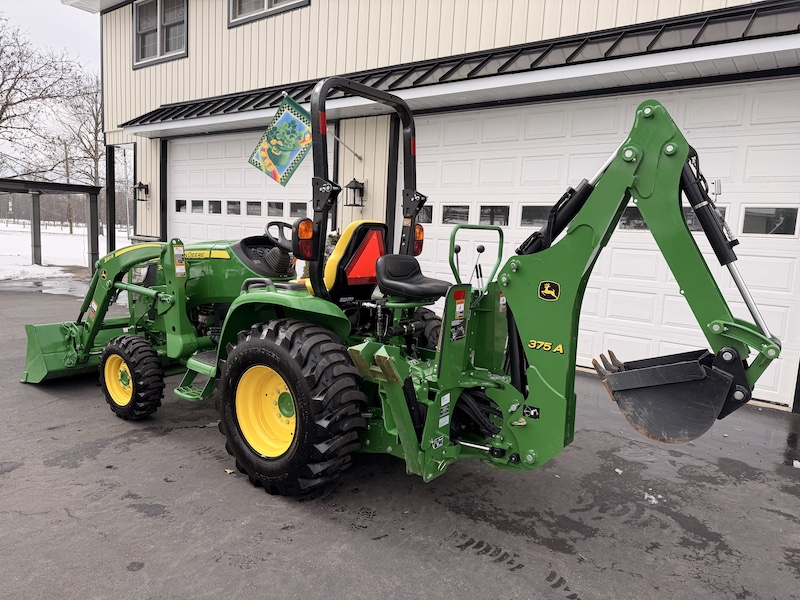 2023 John Deere 3046R Tractor Loader Backhoe - Image 10