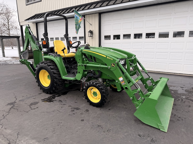 2023 John Deere 3046R Tractor Loader Backhoe - Image 23