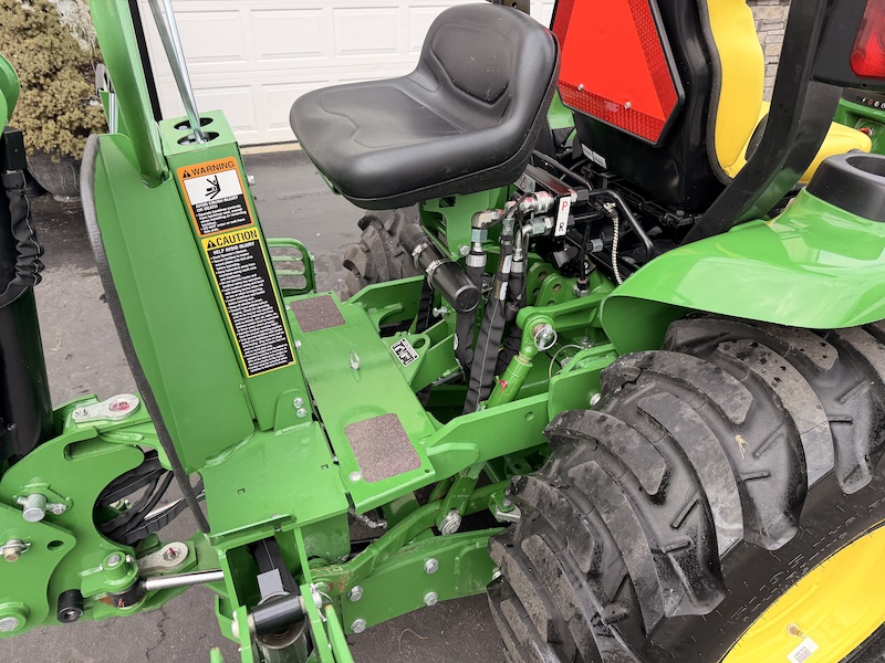 2023 John Deere 3046R Tractor Loader Backhoe - Image 27