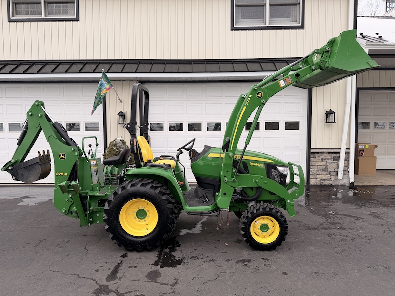 2023 John Deere 3046R Tractor Loader Backhoe