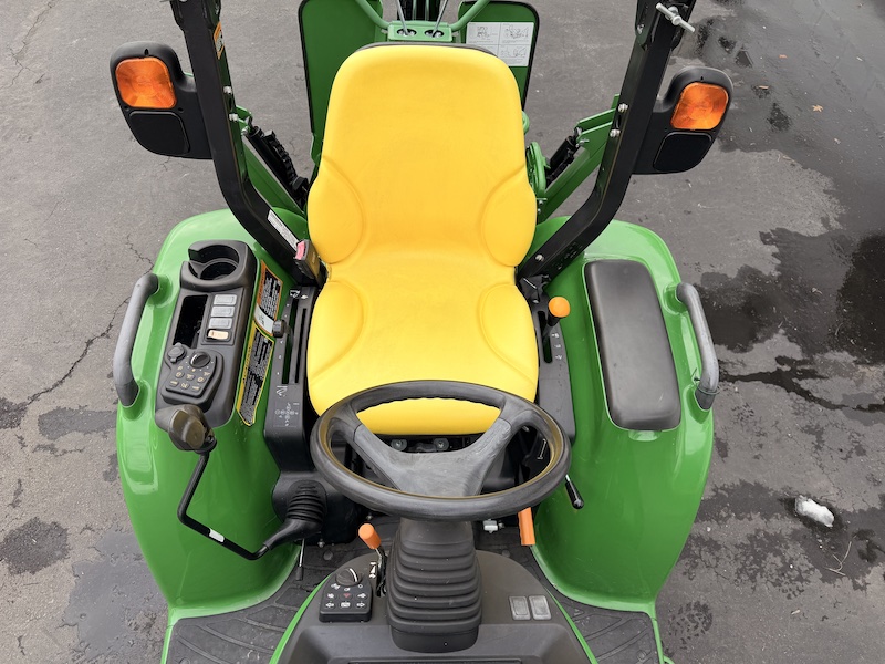 2023 John Deere 3046R Tractor Loader Backhoe - Image 31