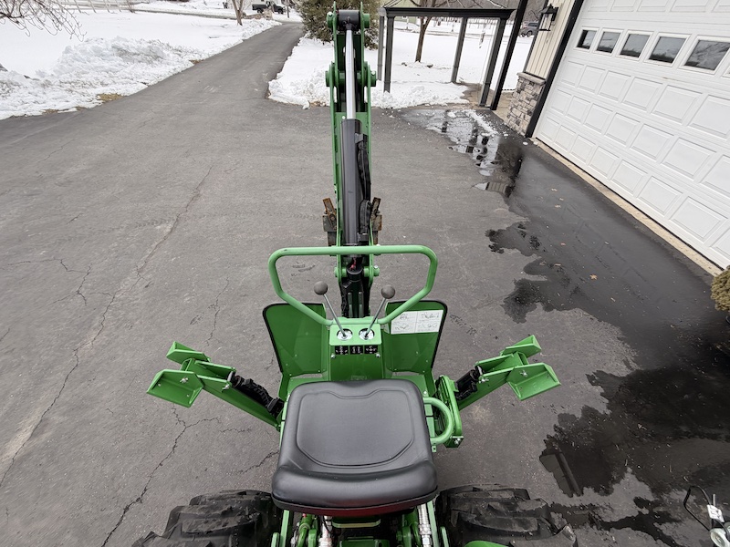 2023 John Deere 3046R Tractor Loader Backhoe - Image 32