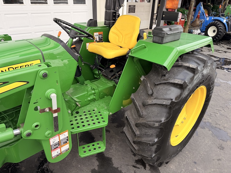 2008 John Deere 5103 Tractor Loader - Image 10