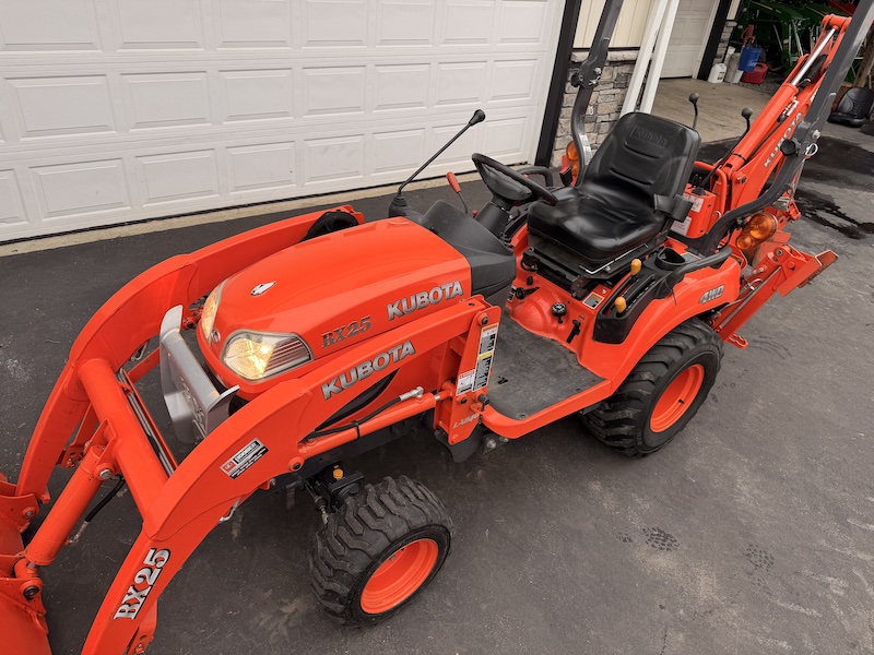 2010 Kubota BX25 Tractor Loader Backhoe - Image 8