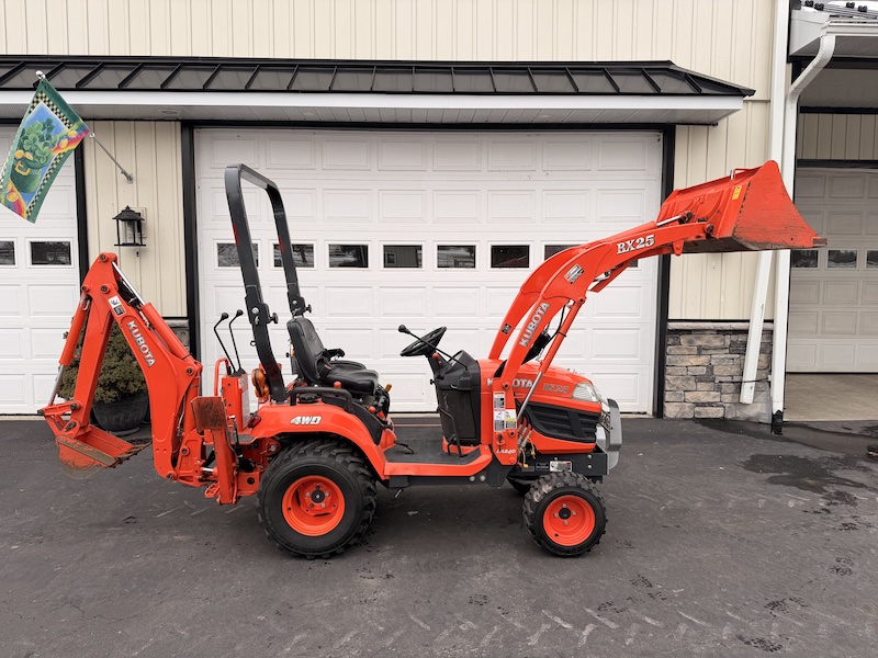 2010 Kubota BX25 Tractor Loader Backhoe - Image 24