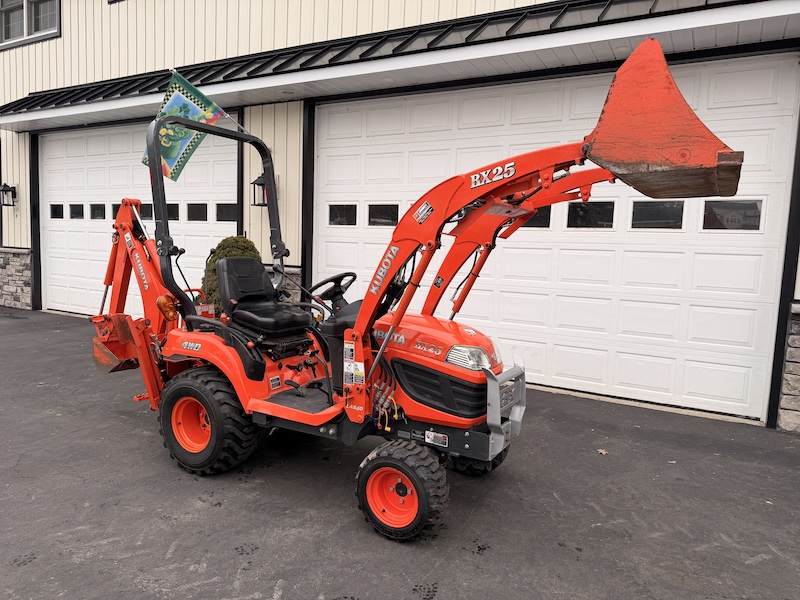 2010 Kubota BX25 Tractor Loader Backhoe - Image 25