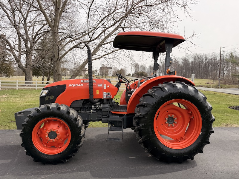 2007 Kubota M9540 Tractor - Image 22