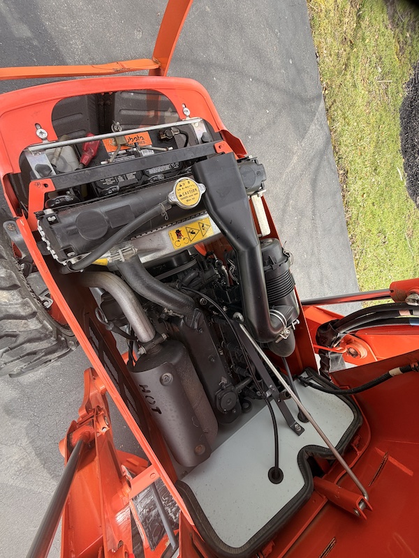 2013 Kubota B3300 Tractor Loader Backhoe - Image 27