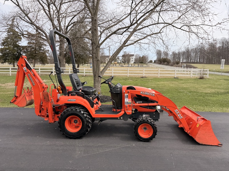 2009 Kubota BX25 Tractor Loader Backhoe